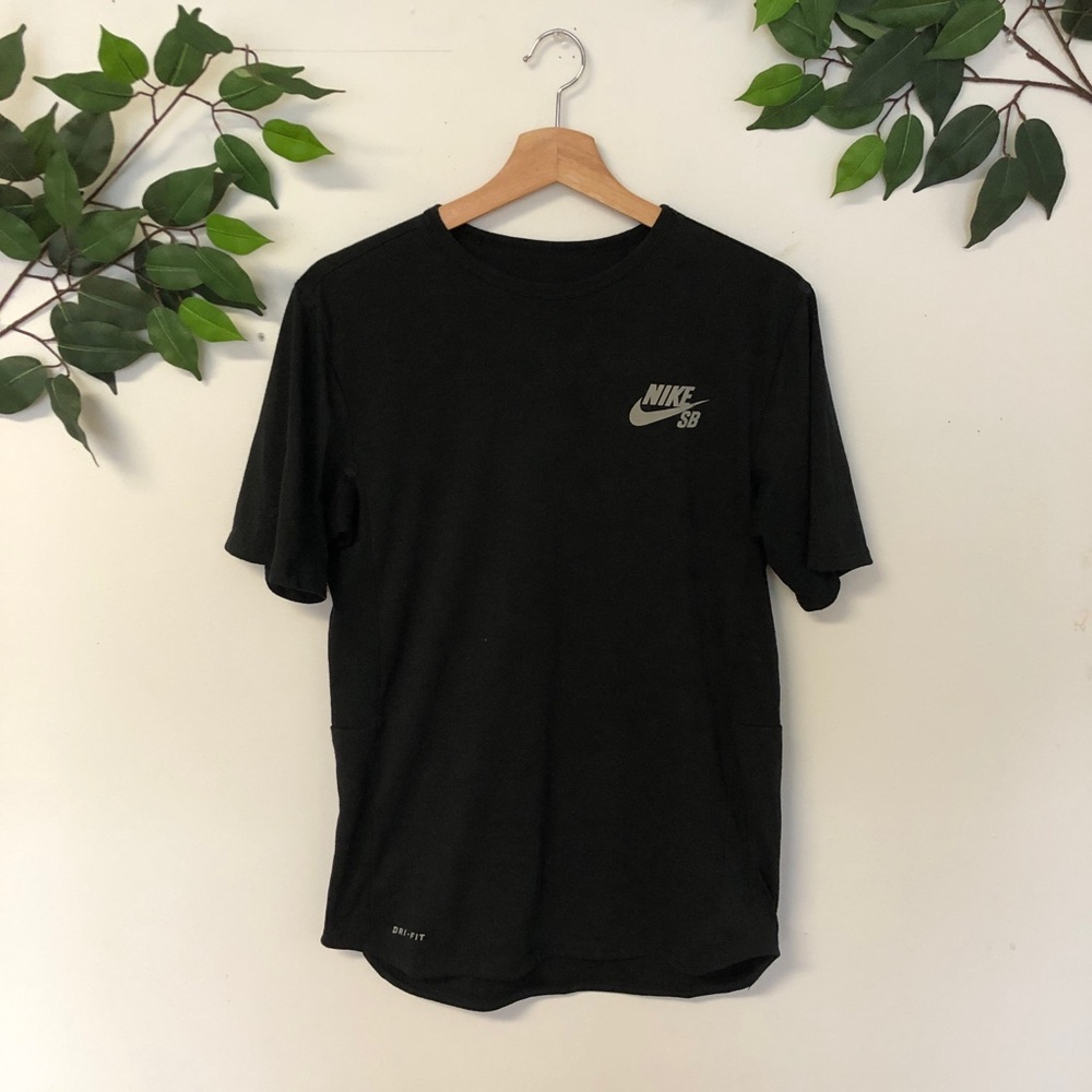 Nike sb dri fit cut n sew shirt